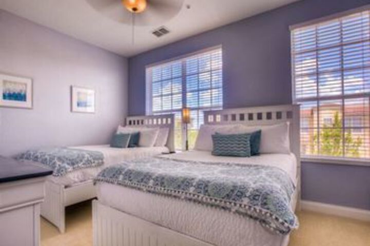 Room 12 of 23