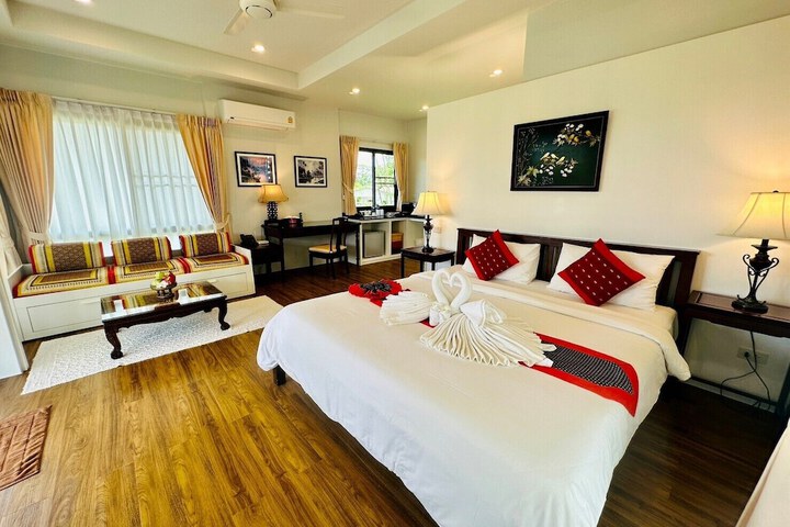 Room 25 of 259