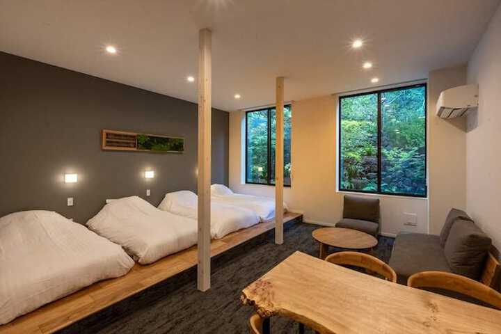 Room 15 of 53