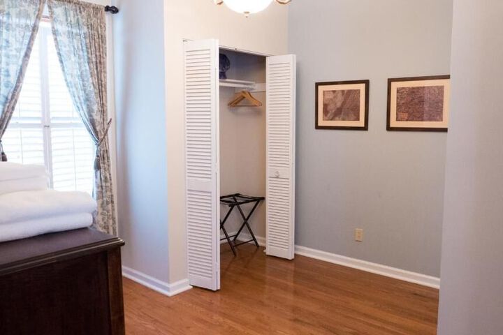 Room 16 of 41