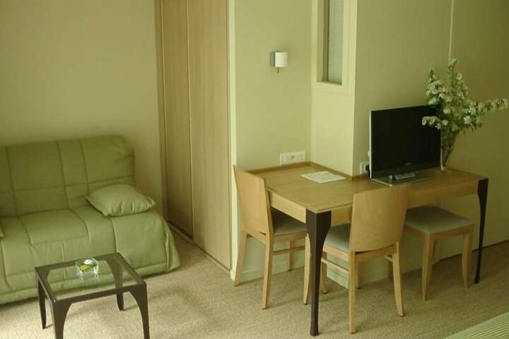 Room 17 of 59