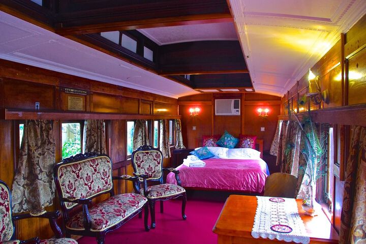 Room 27 of 60