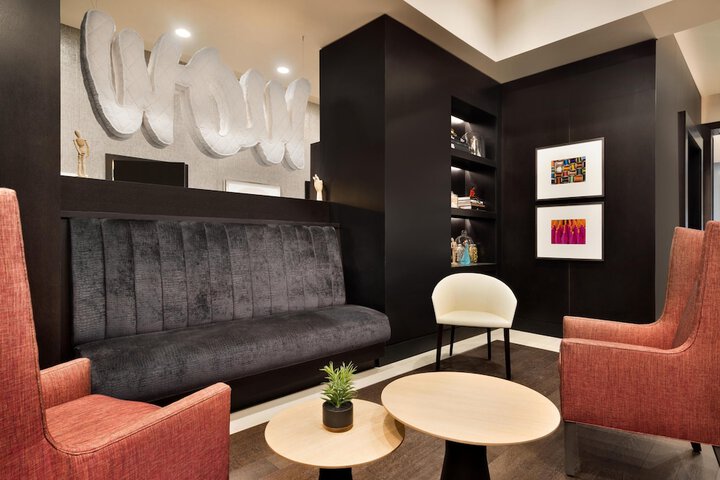 Guest Lobby