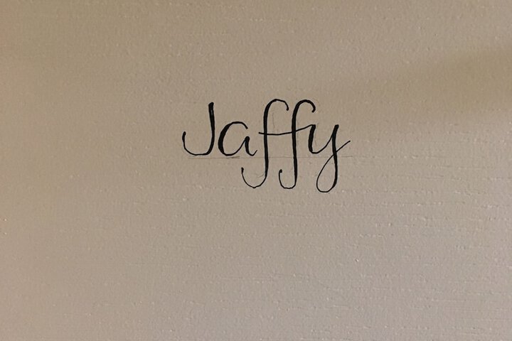 Room 8 of 39