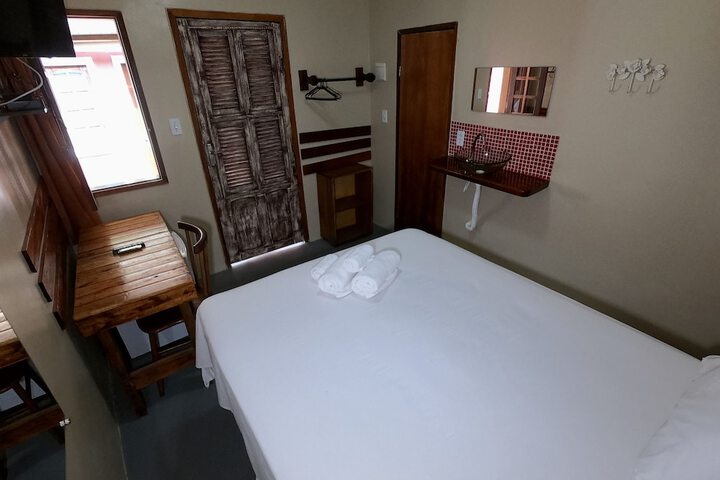 Room 8 of 72