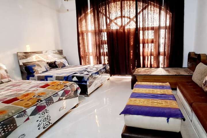 Room 7 of 14