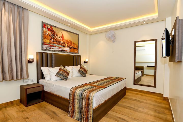 Room 6 of 55
