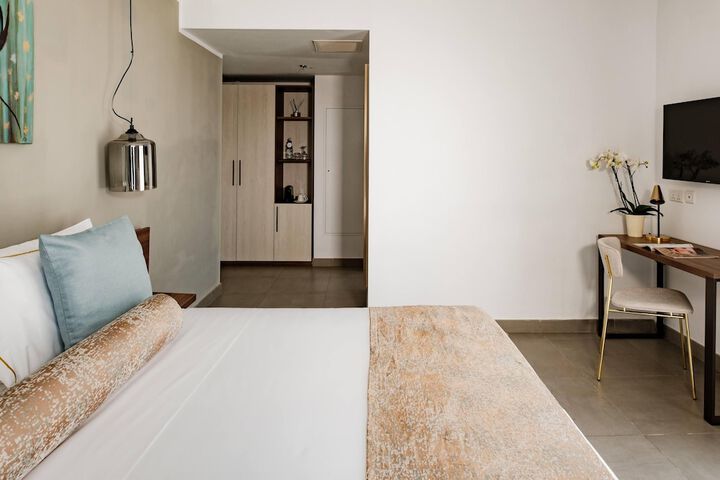 Room 20 of 79