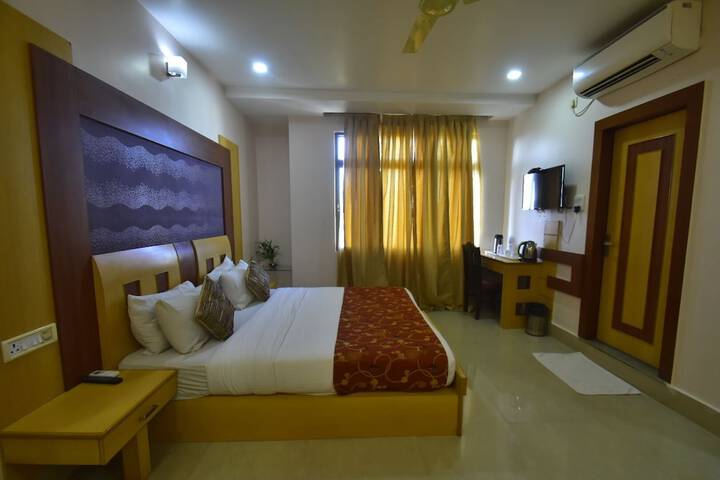 Room 20 of 66