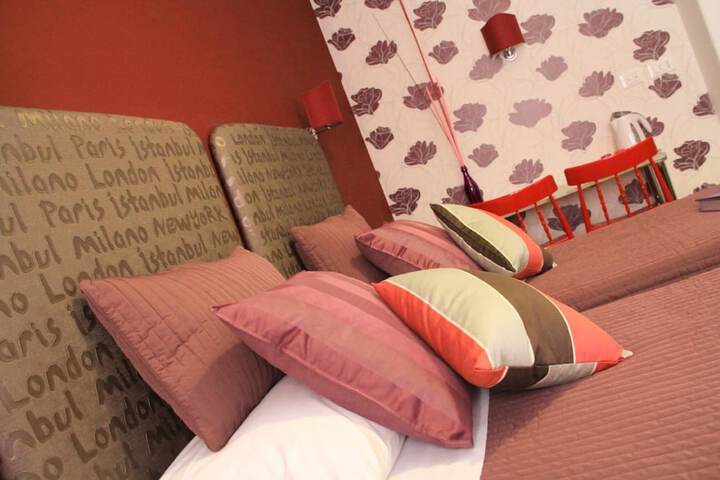 Room 14 of 64