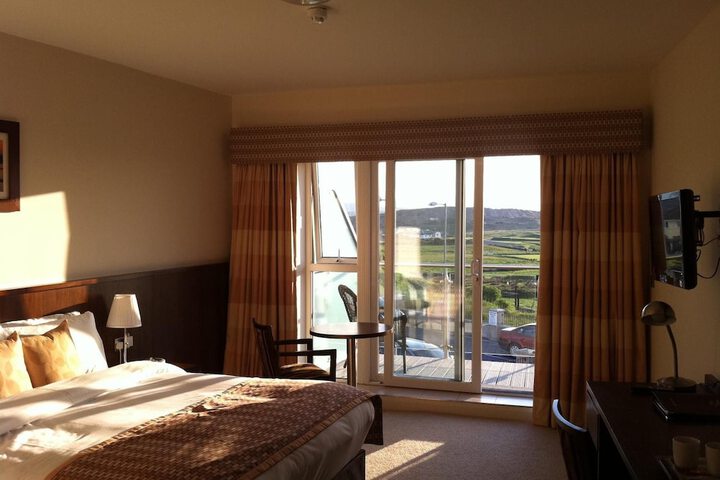 Room 9 of 49