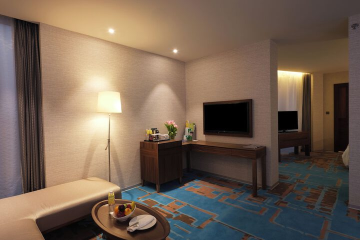 Room 45 of 92
