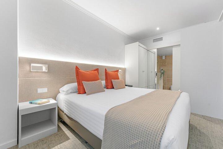 Room 16 of 41