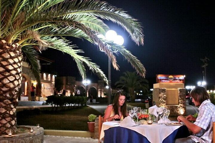 Dining 59 of 78