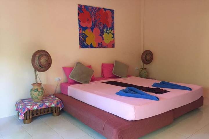 Room 75 of 169