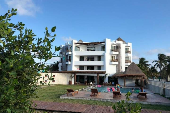Hotel 77 of 89