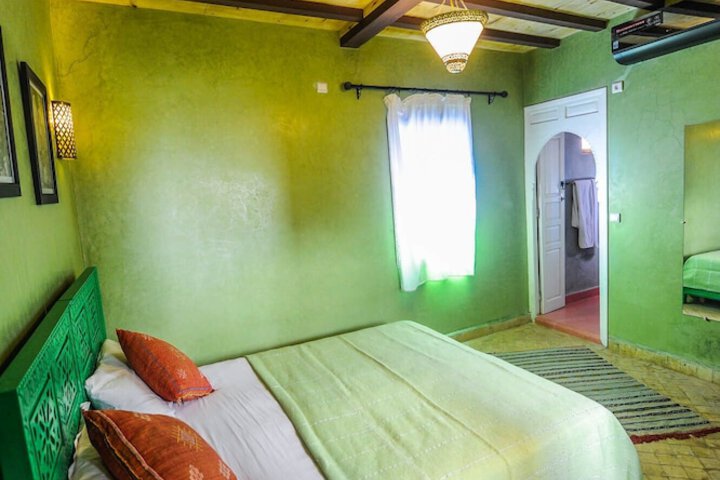 Room 10 of 74