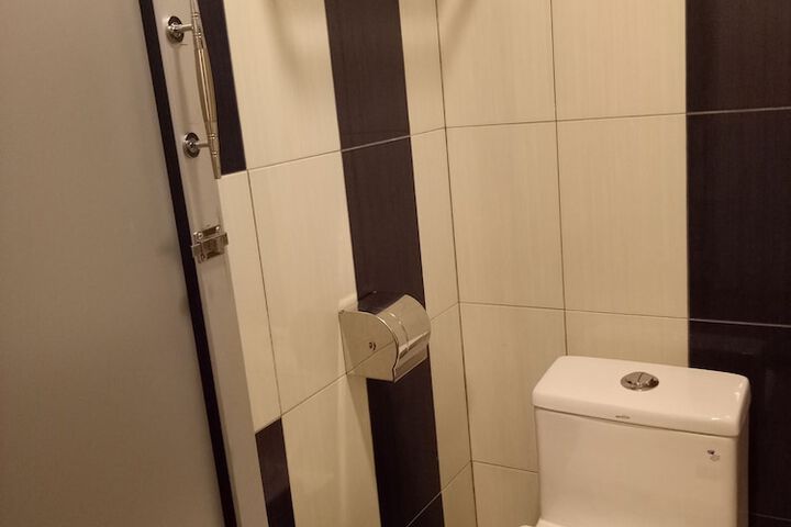 Room 57 of 75