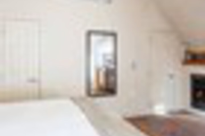 Room 89 of 279