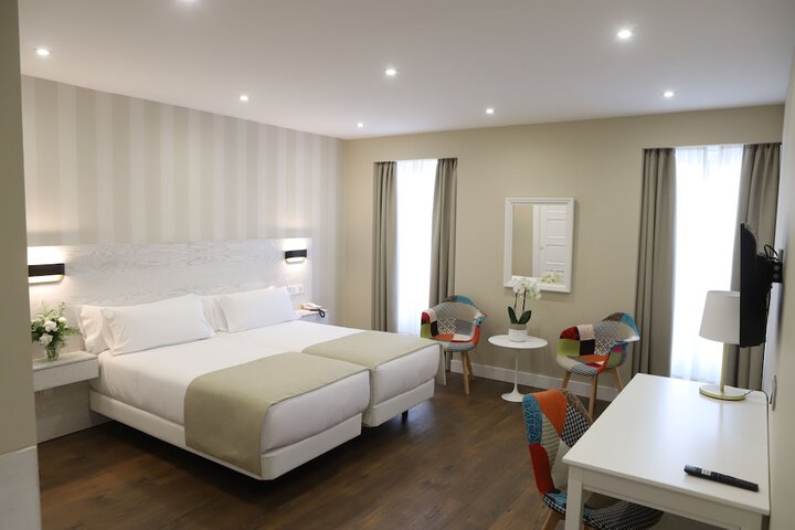 Room 13 of 53