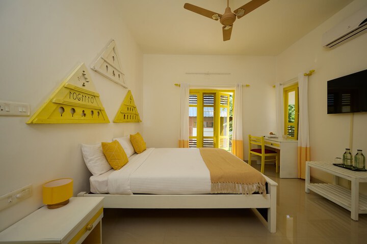 Room 7 of 53
