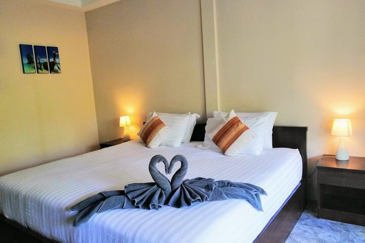Room 12 of 81