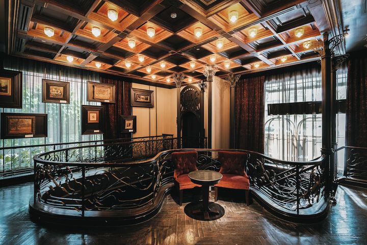 Lobby Entry