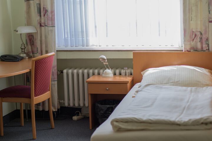 Room 3 of 19