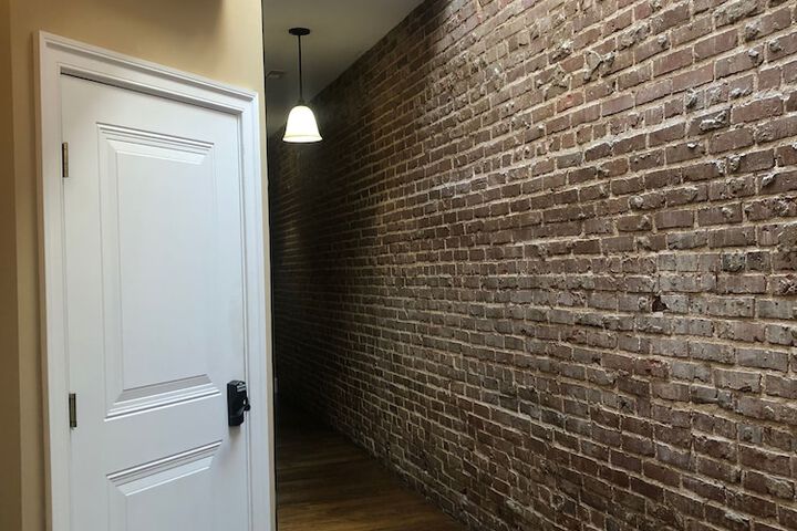 Ballroom/Hall 136 of 168