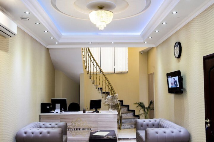 City Life Hotel