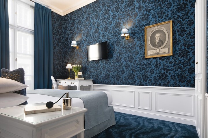 Room 47 of 94
