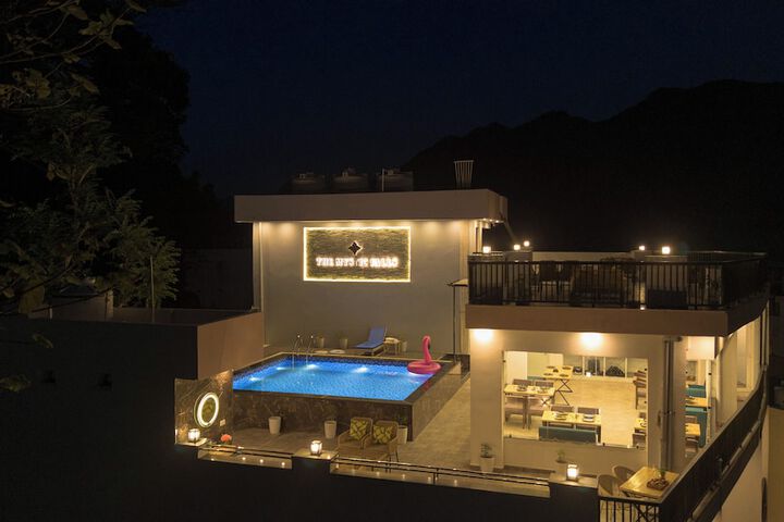 Perfectstayz Premium Mystic falls near Secret Waterfall