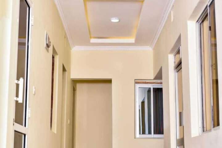 Ballroom/Hall 9 of 9