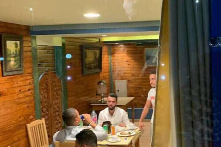 Dining 63 of 70