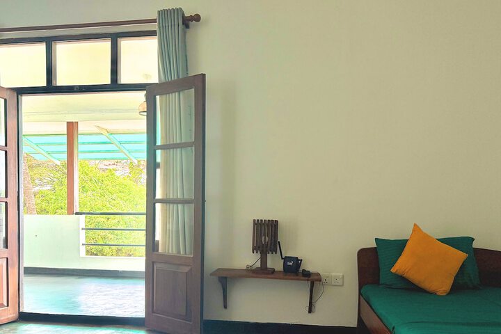 Room 48 of 93
