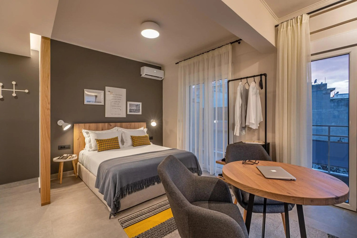 Room 2 of 12