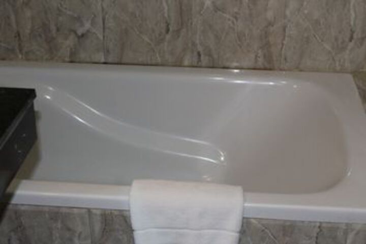 Hot Tub 29 of 49