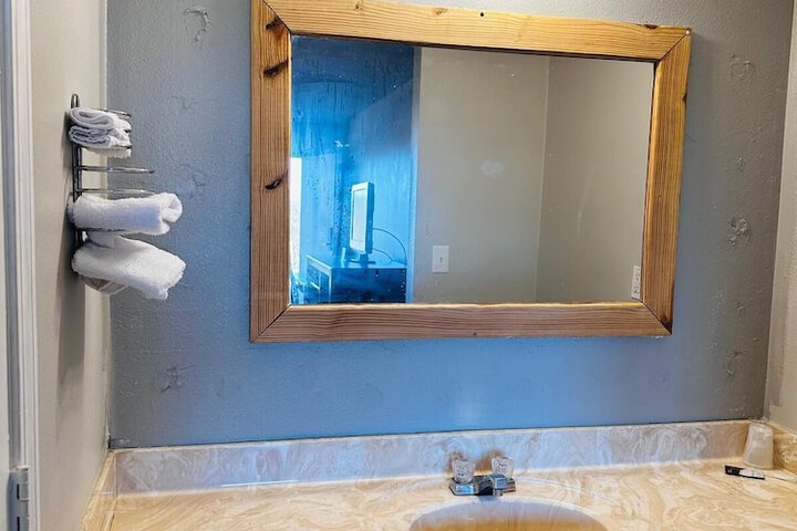 Room 18 of 19