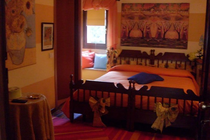 Room 2 of 29