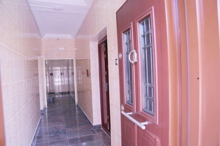 Ballroom/Hall 37 of 39