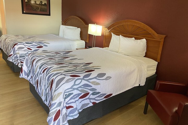 Deluxe 2 Double Beds (4 of 6)