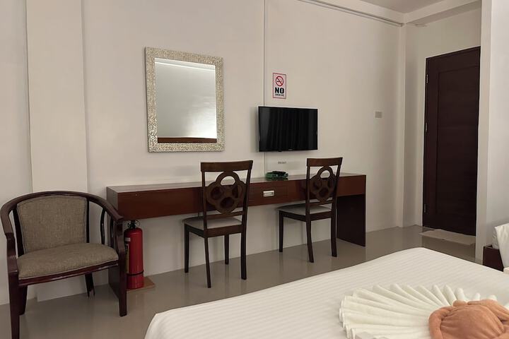 Room 25 of 36