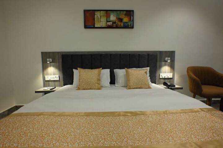 Room 22 of 62