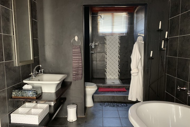 Room 75 of 101