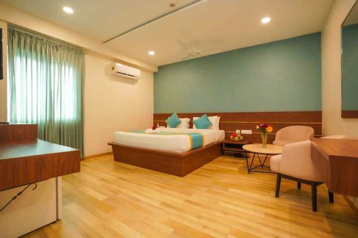 Room 5 of 30
