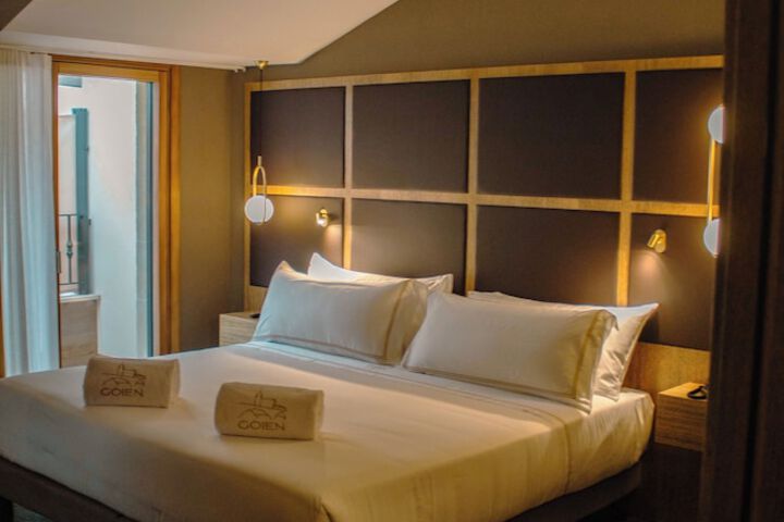 Room 20 of 43