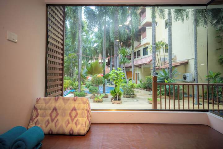 Room 40 of 98