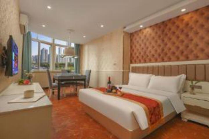 Room 10 of 10