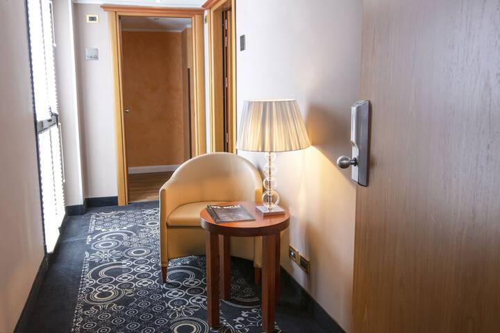 Room 11 of 132