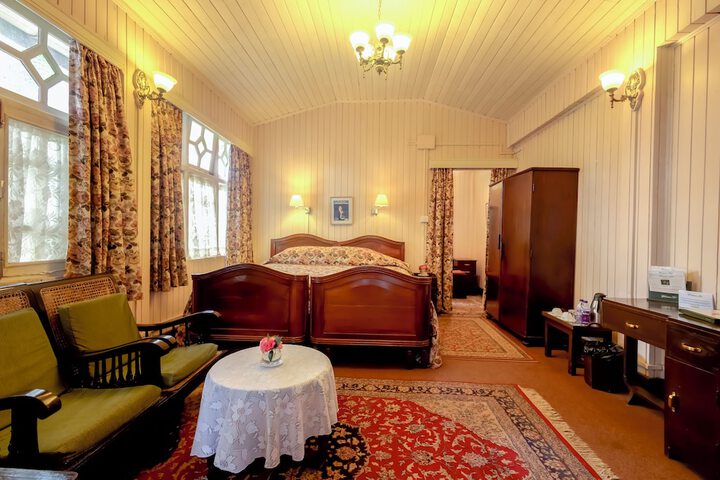 Room 9 of 52